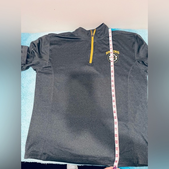 š„Bruins Gray and Gold Quarter-Zip Pulloverš„ - Picture 3 of 6